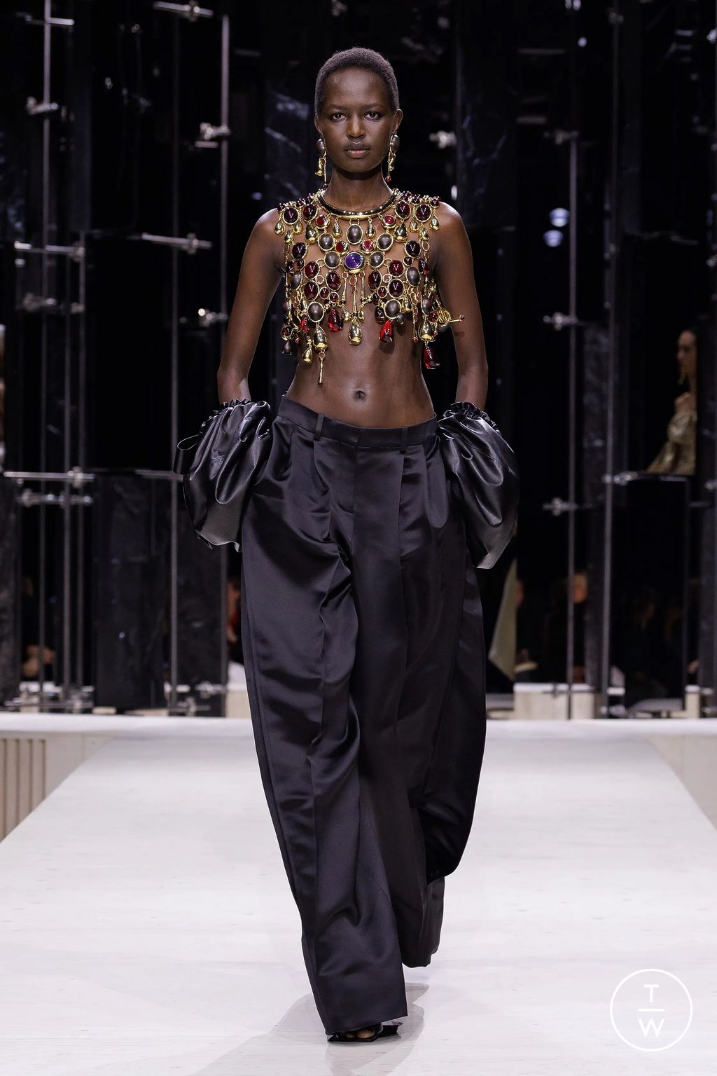 Fashion Week Paris Fall/Winter 2026 look 49 from the Givenchy collection 女装