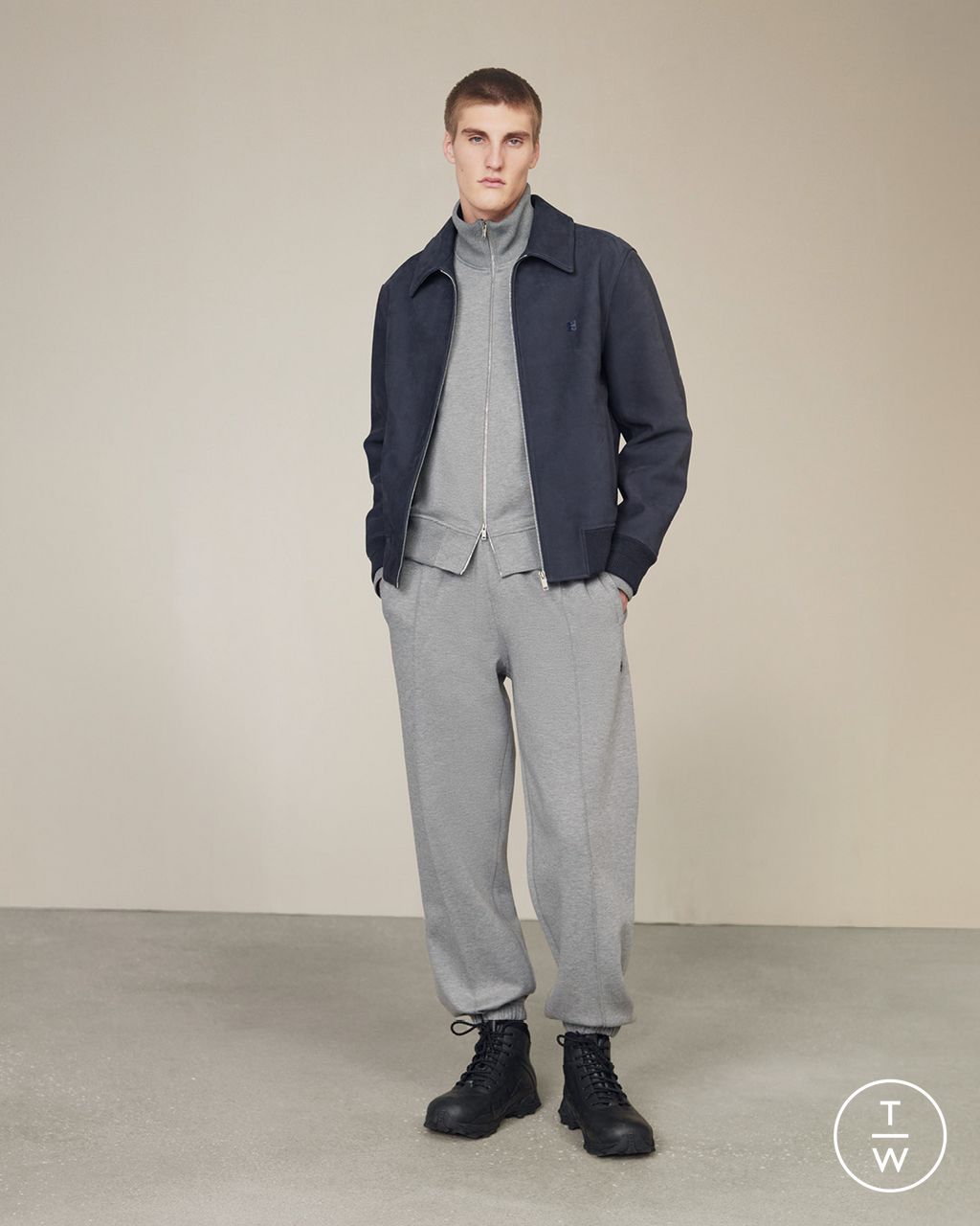 Fashion Week Paris Pre-Fall 2024 look 16 from the Givenchy collection 男装