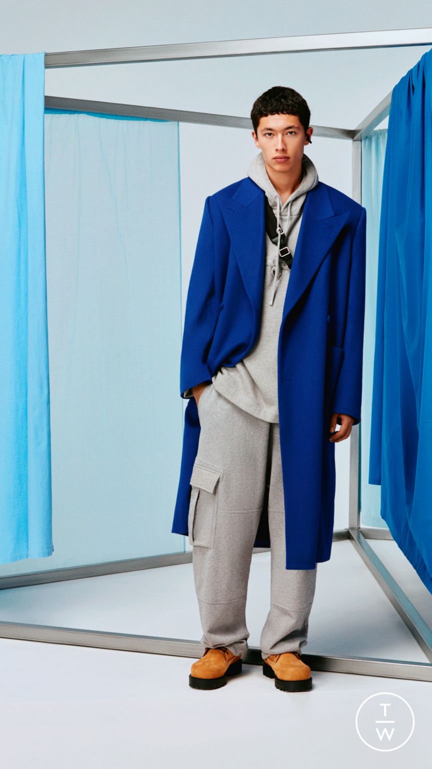 Fashion Week Paris Resort 2024 look 14 from the Givenchy collection menswear