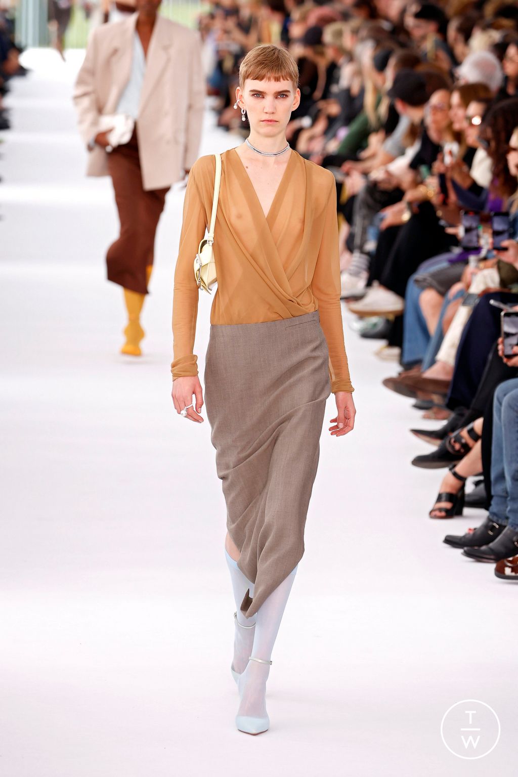 Fashion Week Paris Spring/Summer 2024 look 12 de la collection Givenchy womenswear