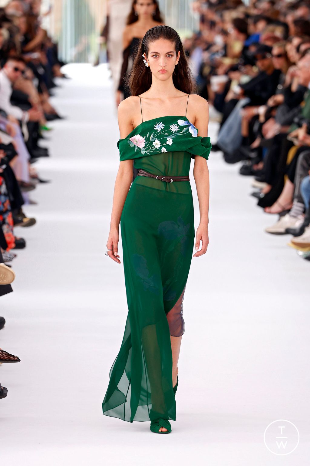 Fashion Week Paris Spring/Summer 2024 look 37 de la collection Givenchy womenswear