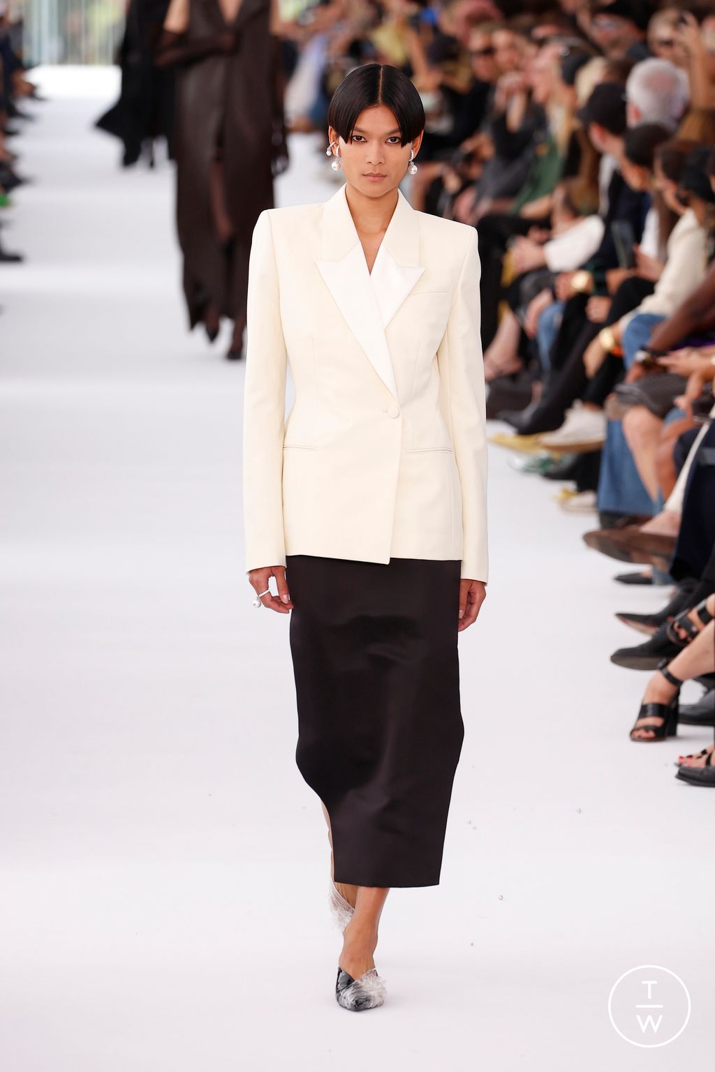 Fashion Week Paris Spring/Summer 2024 look 50 de la collection Givenchy womenswear