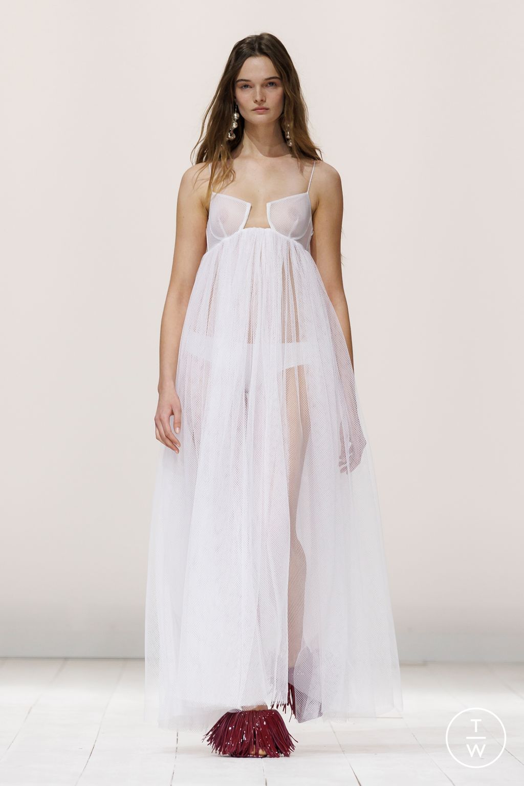 Fashion Week Paris Spring/Summer 2026 look 37 from the Givenchy collection womenswear