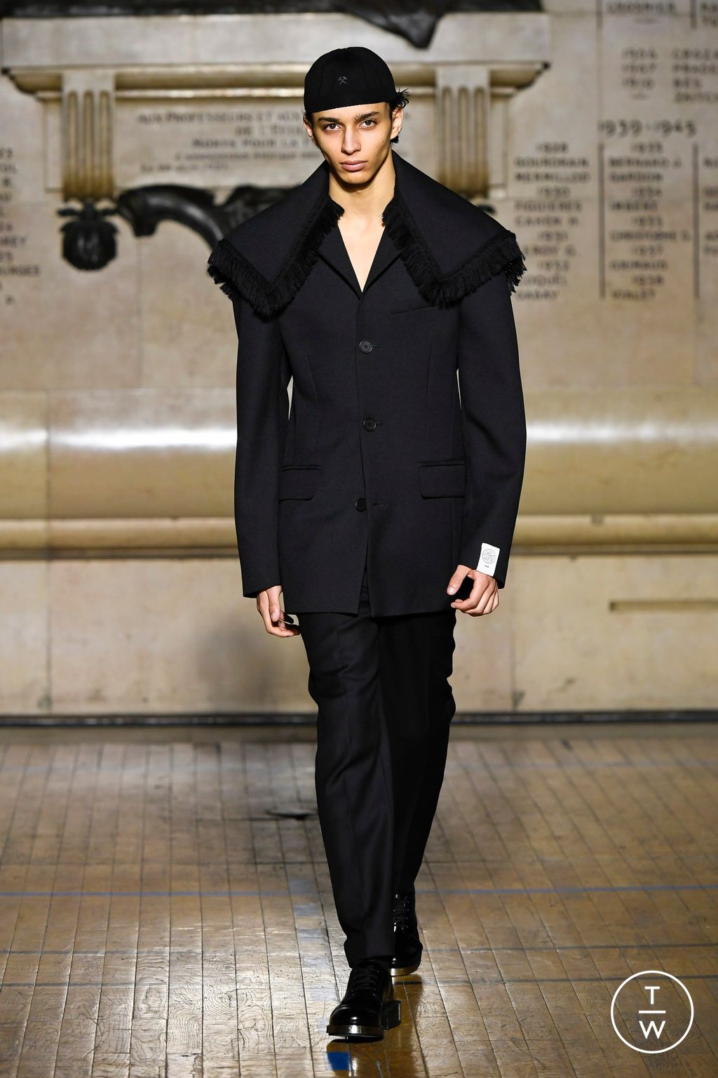 Fashion Week Paris Fall/Winter 2024 look 1 from the GmbH collection menswear