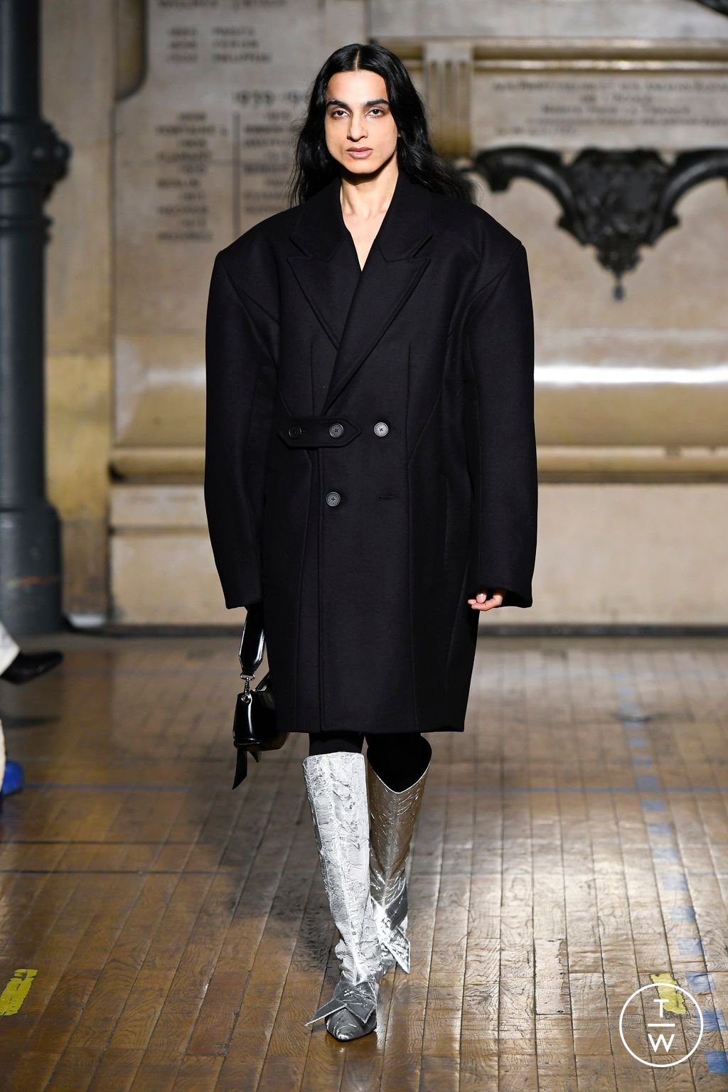 Fashion Week Paris Fall/Winter 2024 look 23 from the GmbH collection menswear
