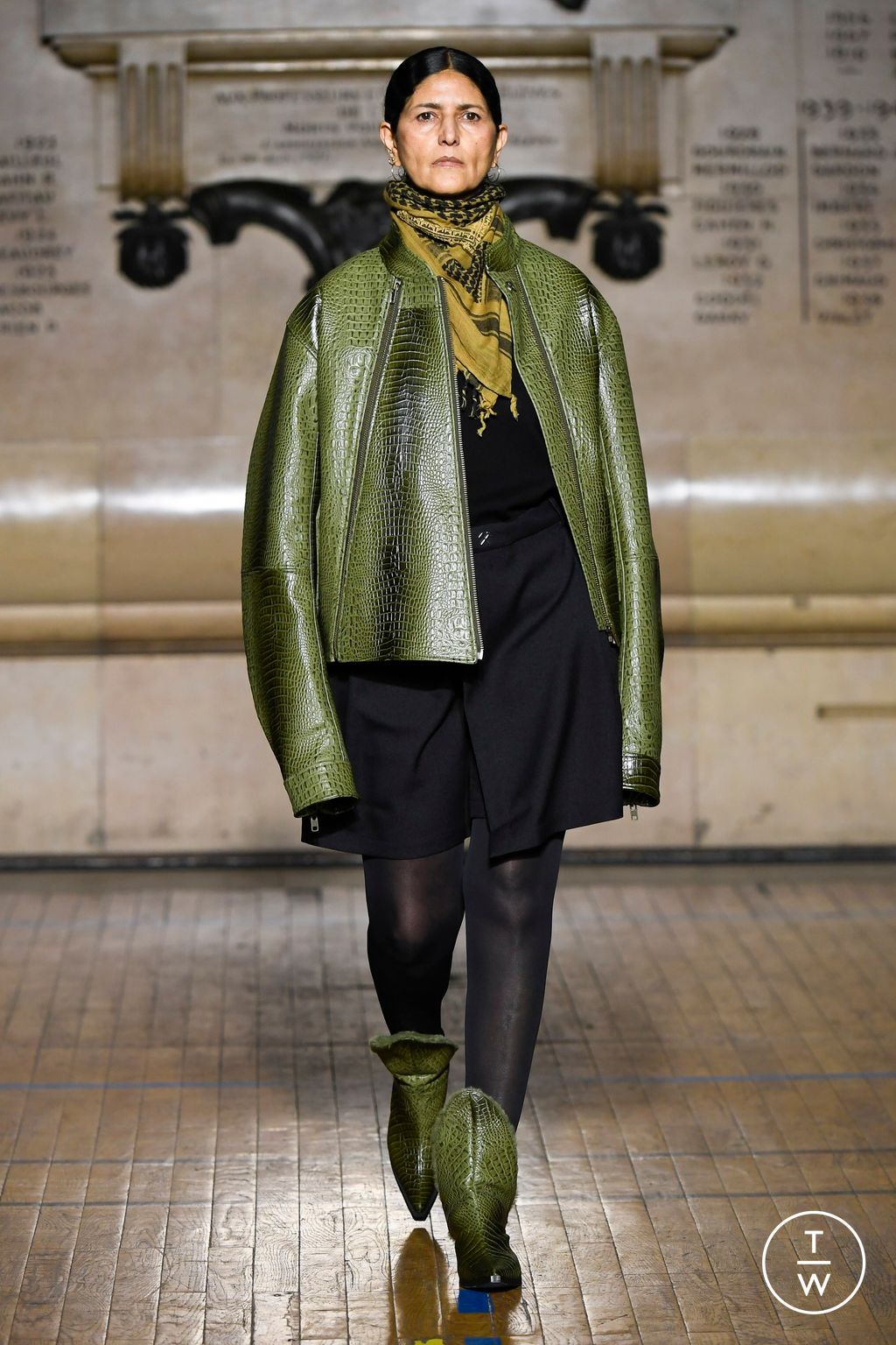Fashion Week Paris Fall/Winter 2024 look 24 de la collection GmbH menswear
