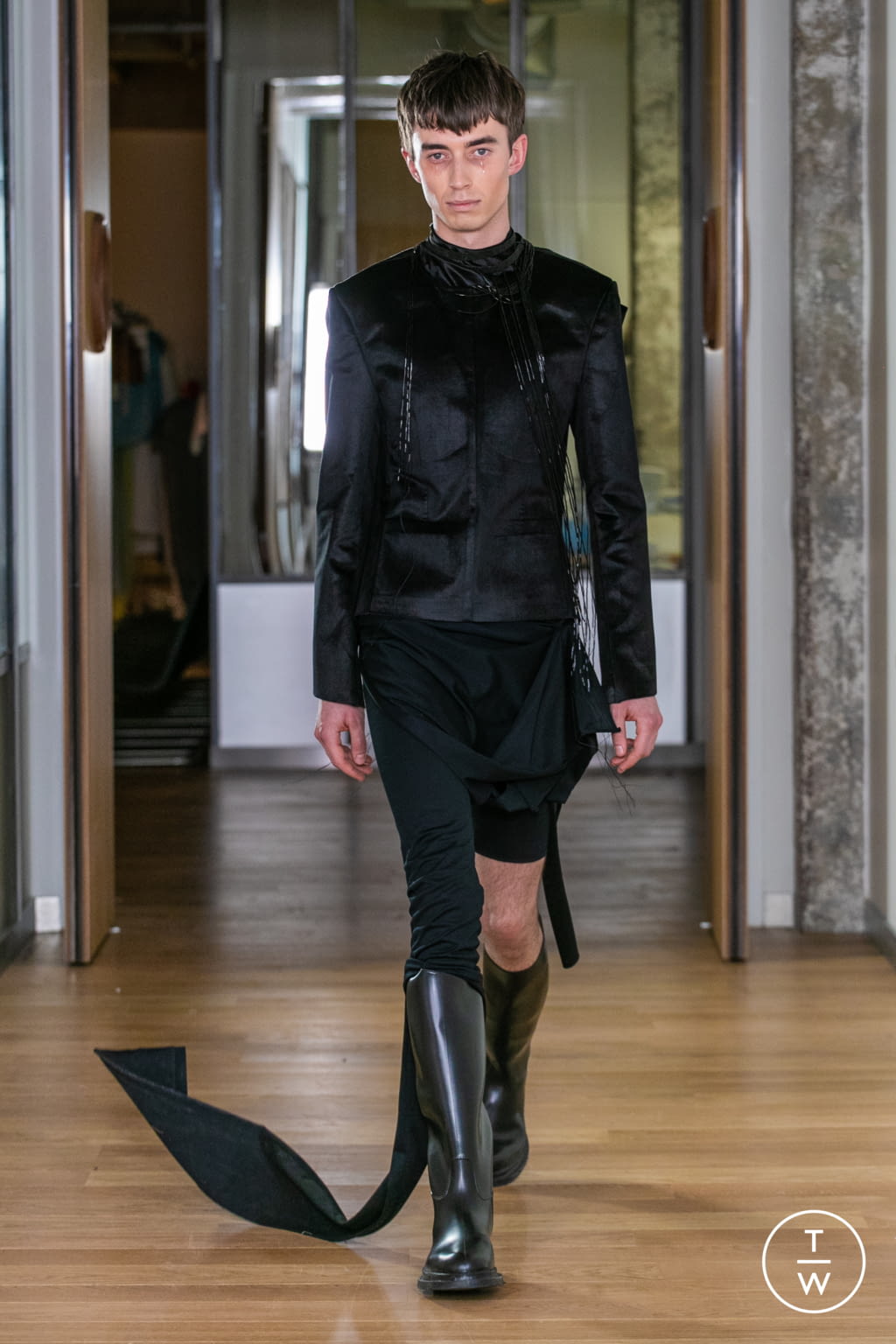 Fashion Week Paris Fall/Winter 2021 look 62 from the IFM PARIS collection womenswear