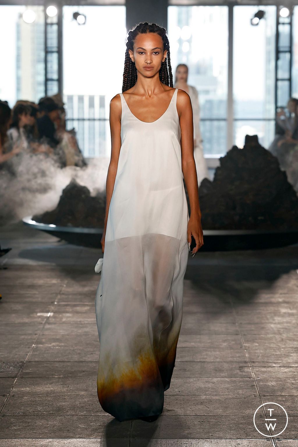 Fashion Week New York Spring/Summer 2025 look 7 from the Grace Ling collection 女装