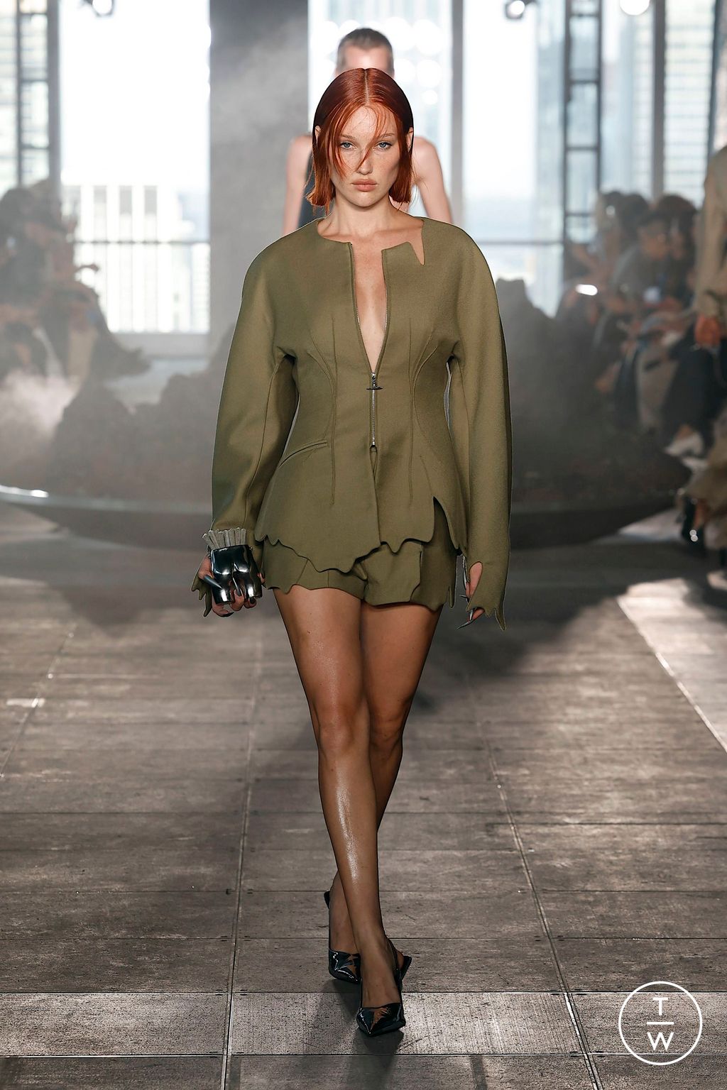 Fashion Week New York Spring/Summer 2025 look 26 from the Grace Ling collection 女装