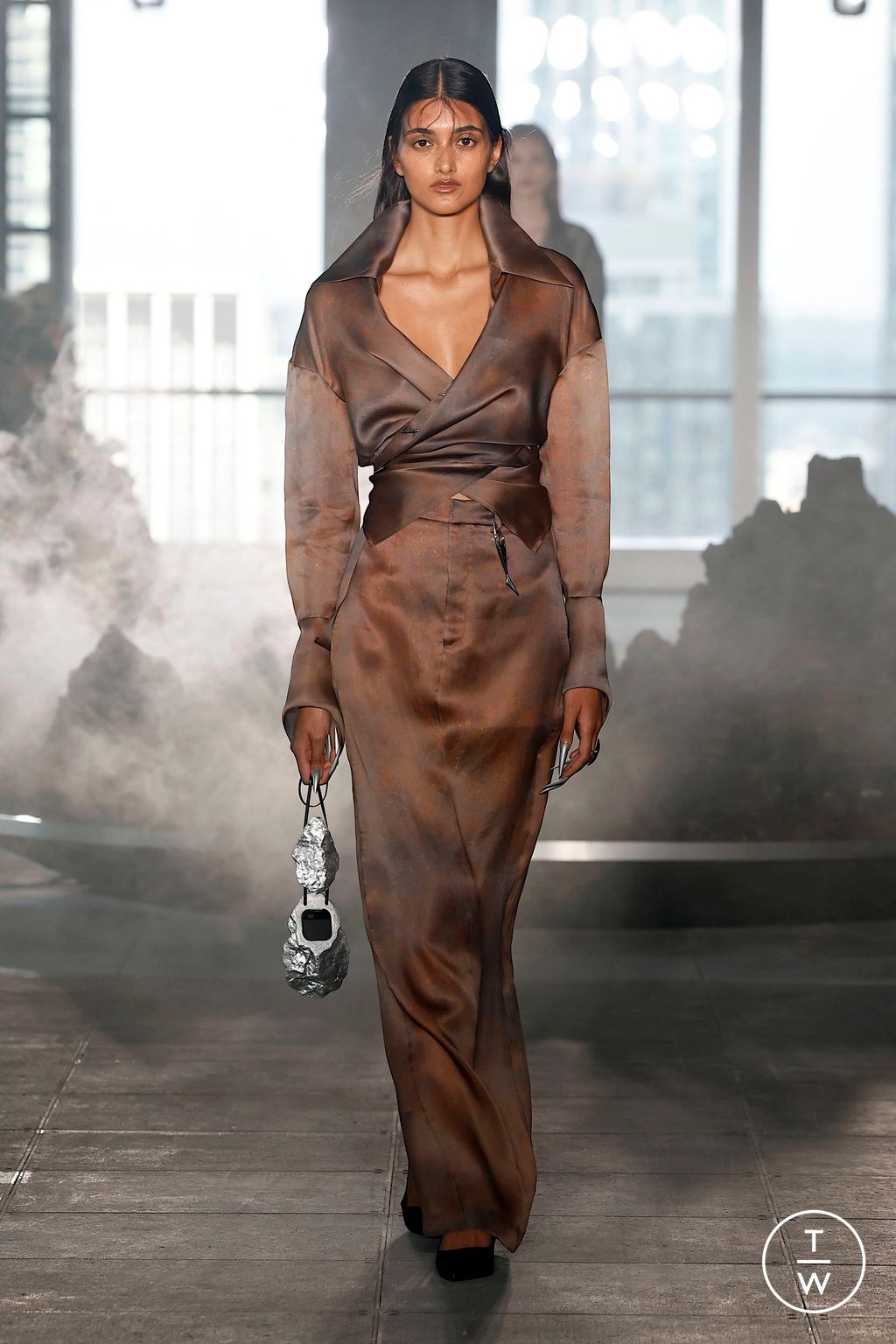 Fashion Week New York Spring-Summer 2025 look 30 from the Grace Ling collection womenswear