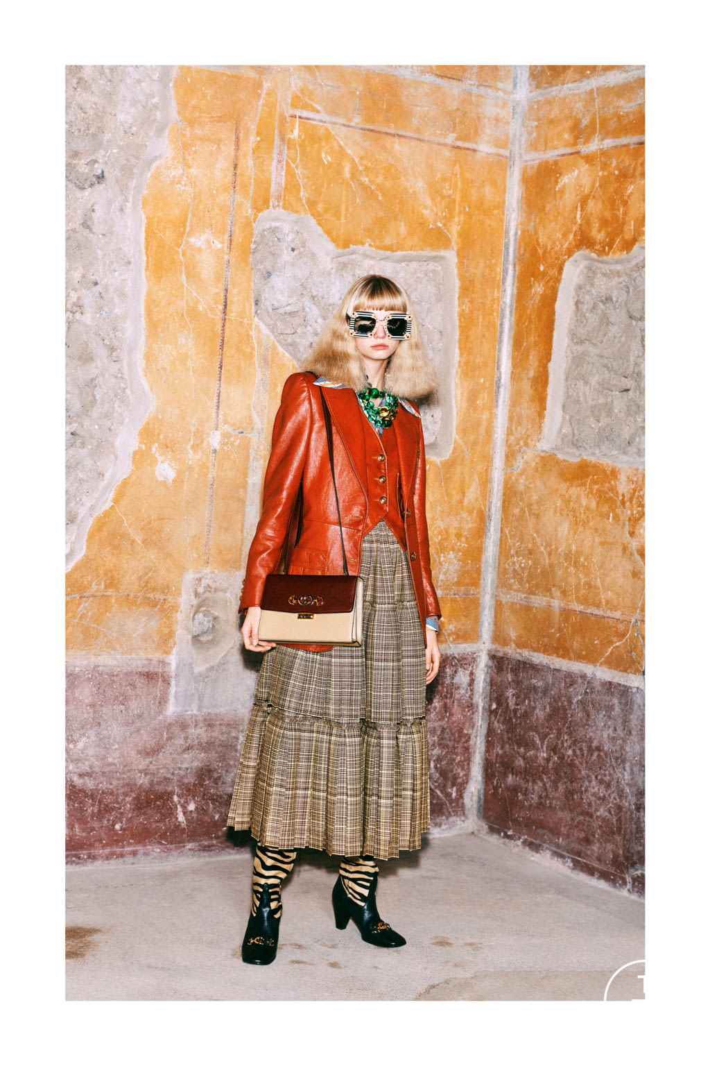 Fashion Week Milan Pre-Fall 2019 look 2 from the Gucci collection womenswear
