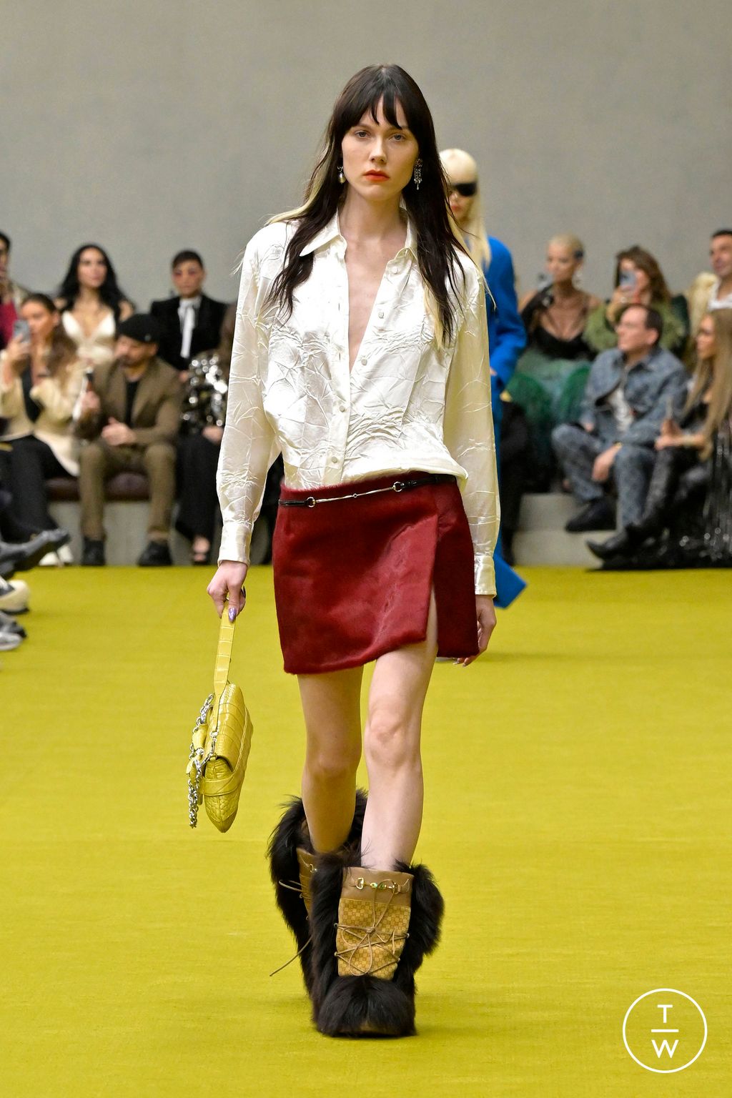 Fashion Week Milan Fall/Winter 2023 look 14 de la collection Gucci womenswear
