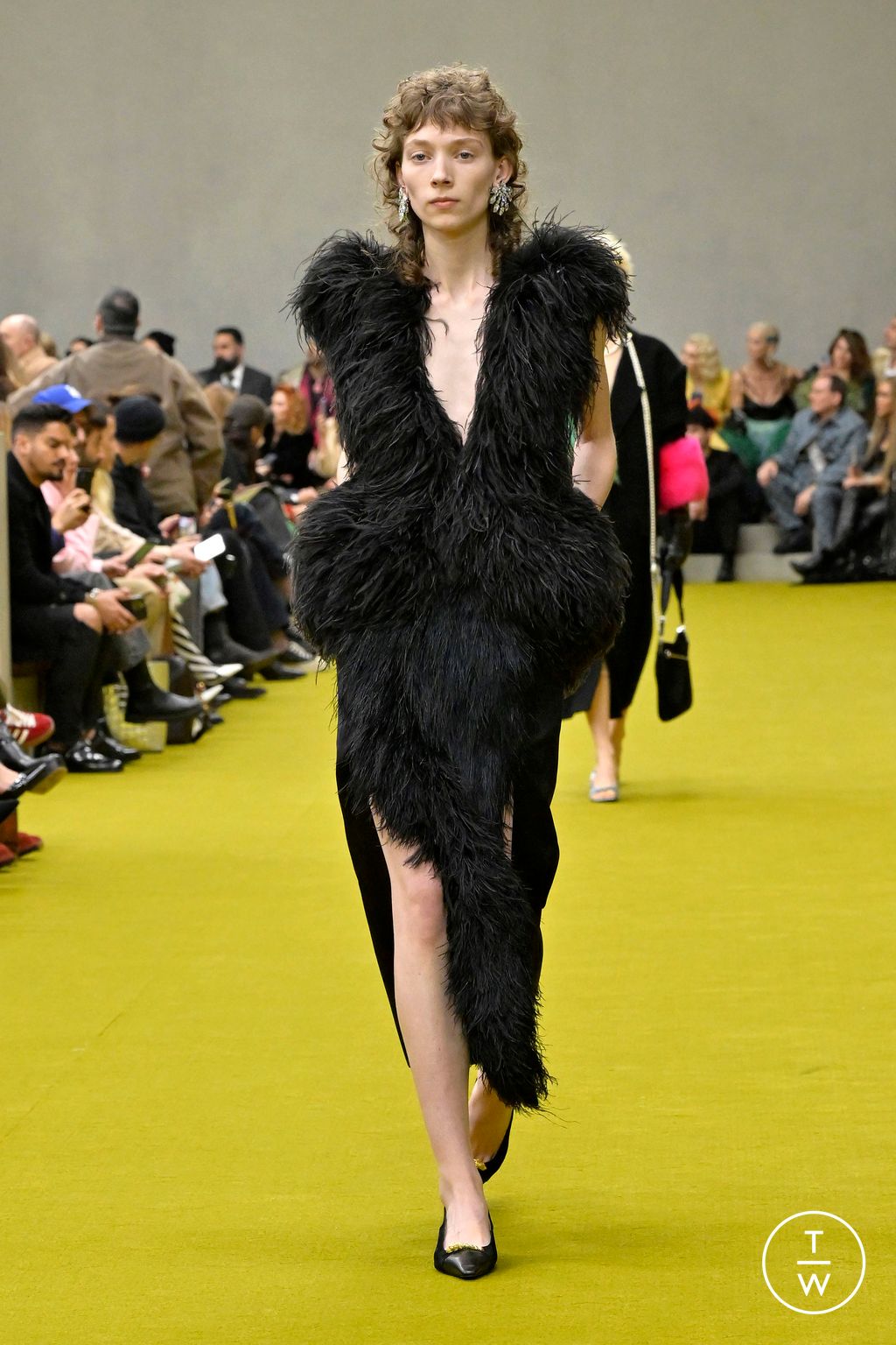 Fashion Week Milan Fall/Winter 2023 look 16 de la collection Gucci womenswear