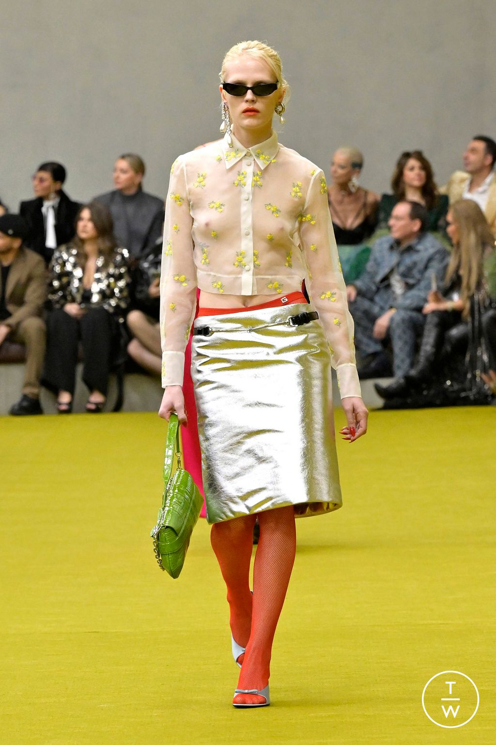 Fashion Week Milan Fall/Winter 2023 look 25 de la collection Gucci womenswear
