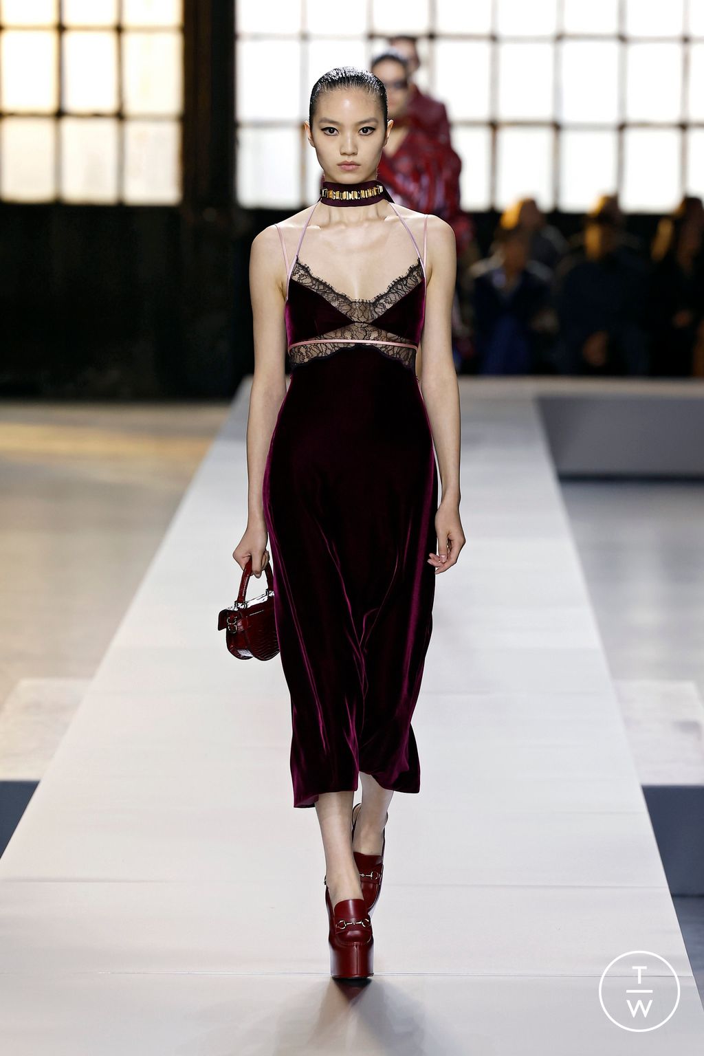 Fashion Week Milan Fall/Winter 2024 look 22 de la collection Gucci womenswear
