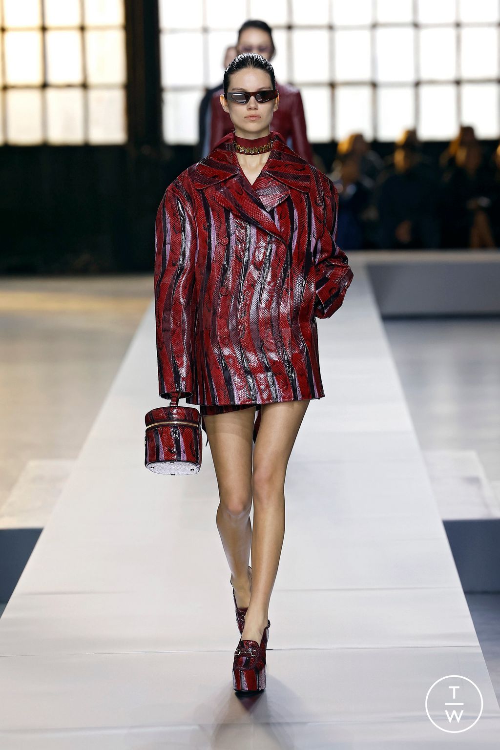 Fashion Week Milan Fall/Winter 2024 look 23 from the Gucci collection womenswear