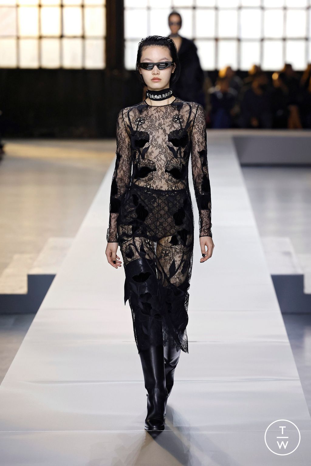 Fashion Week Milan Fall/Winter 2024 look 28 de la collection Gucci womenswear