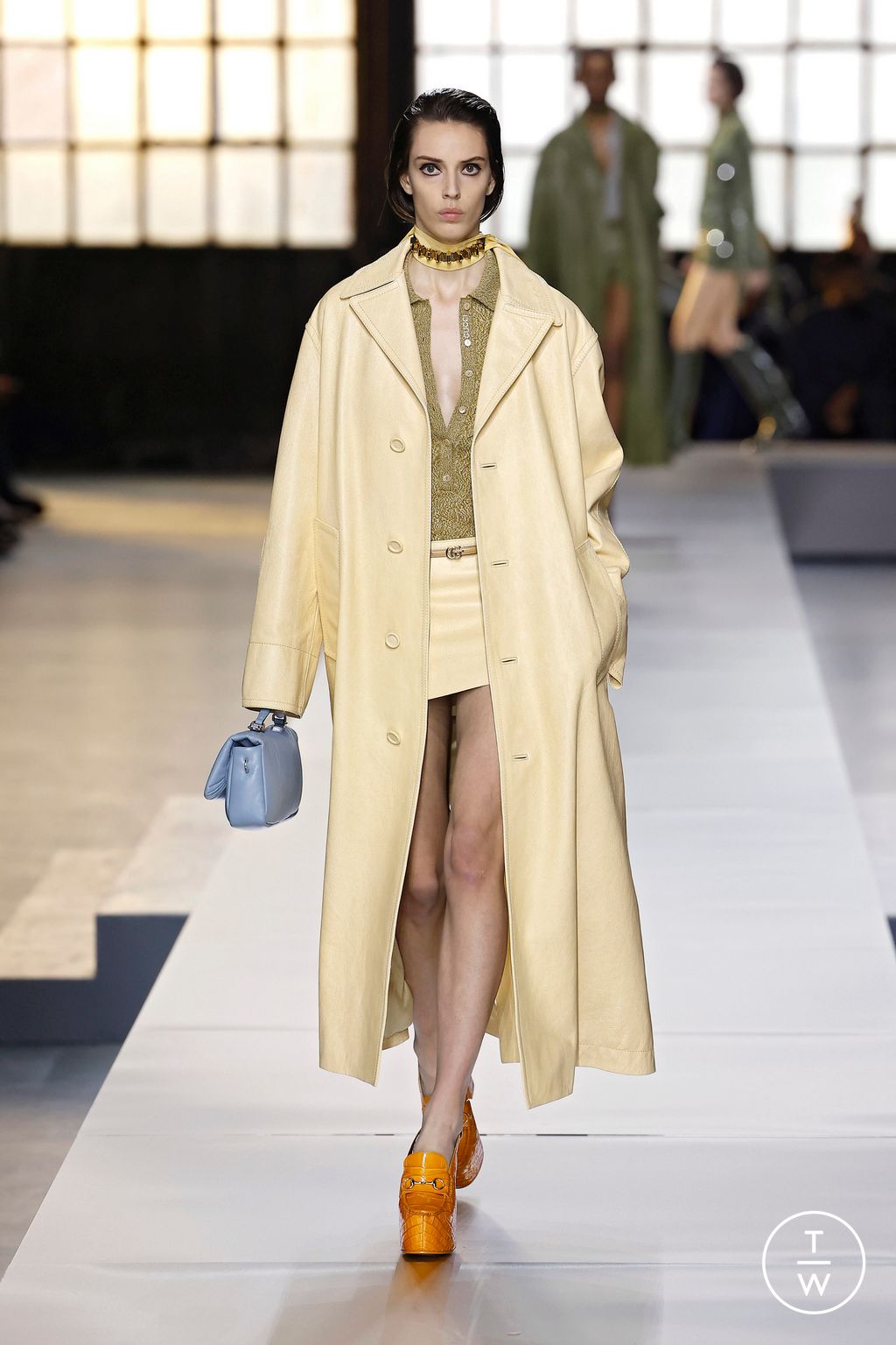 Fashion Week Milan Fall/Winter 2024 look 34 from the Gucci collection womenswear
