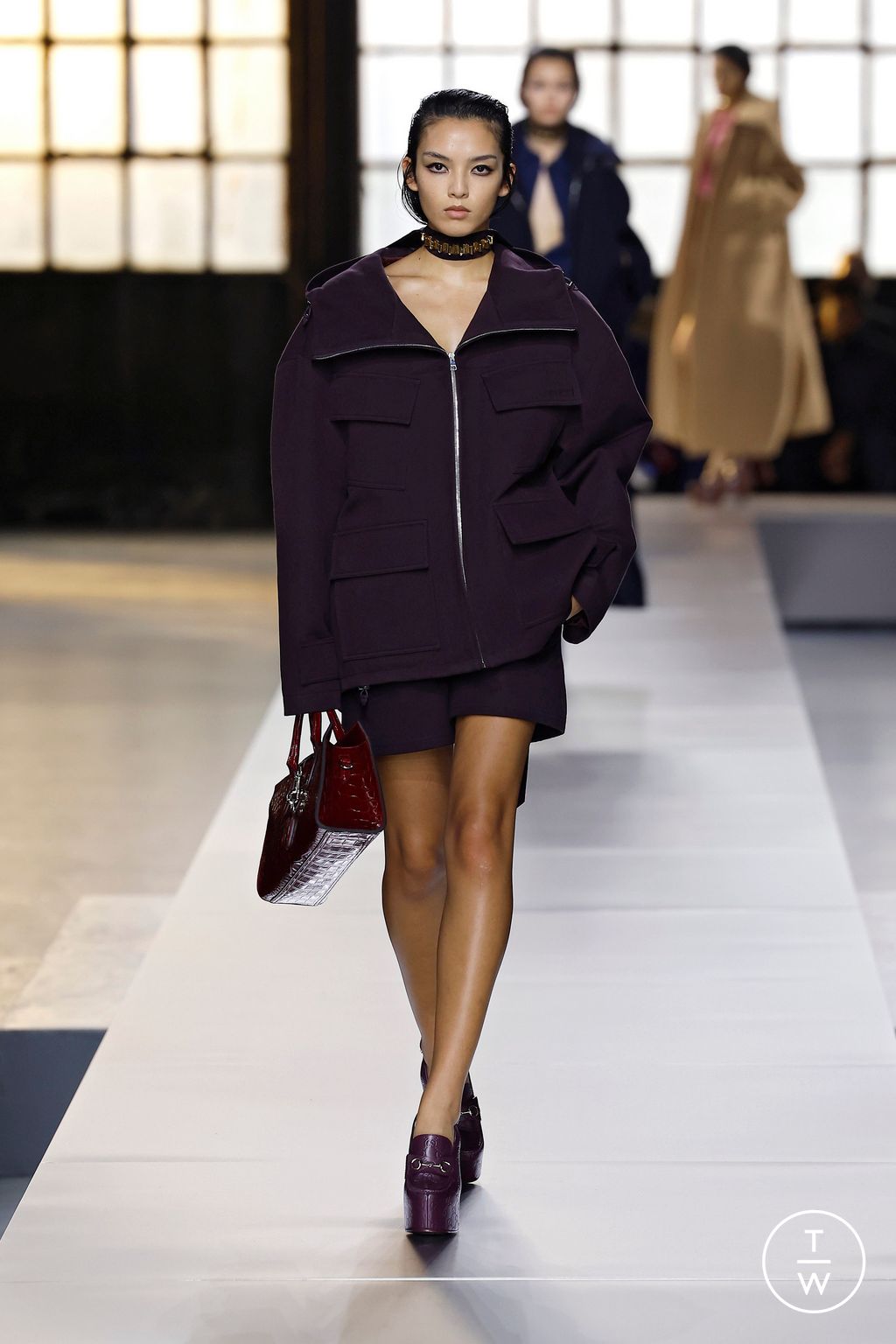 Fashion Week Milan Fall/Winter 2024 look 39 de la collection Gucci womenswear