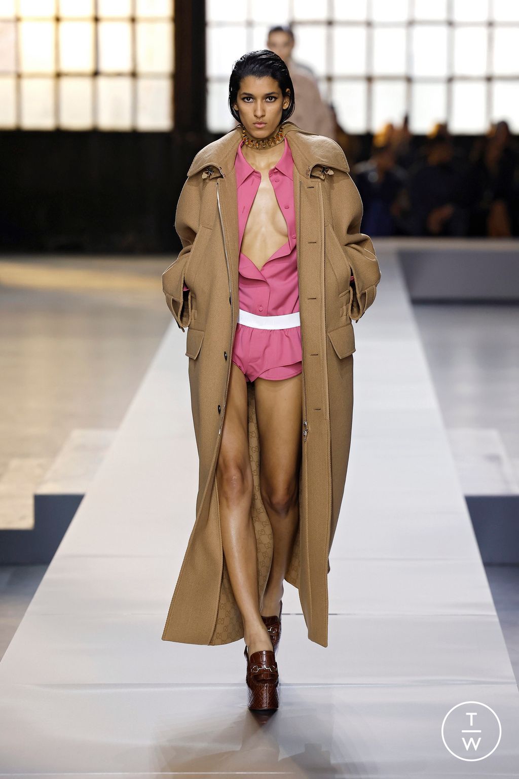 Fashion Week Milan Fall/Winter 2024 look 41 de la collection Gucci womenswear