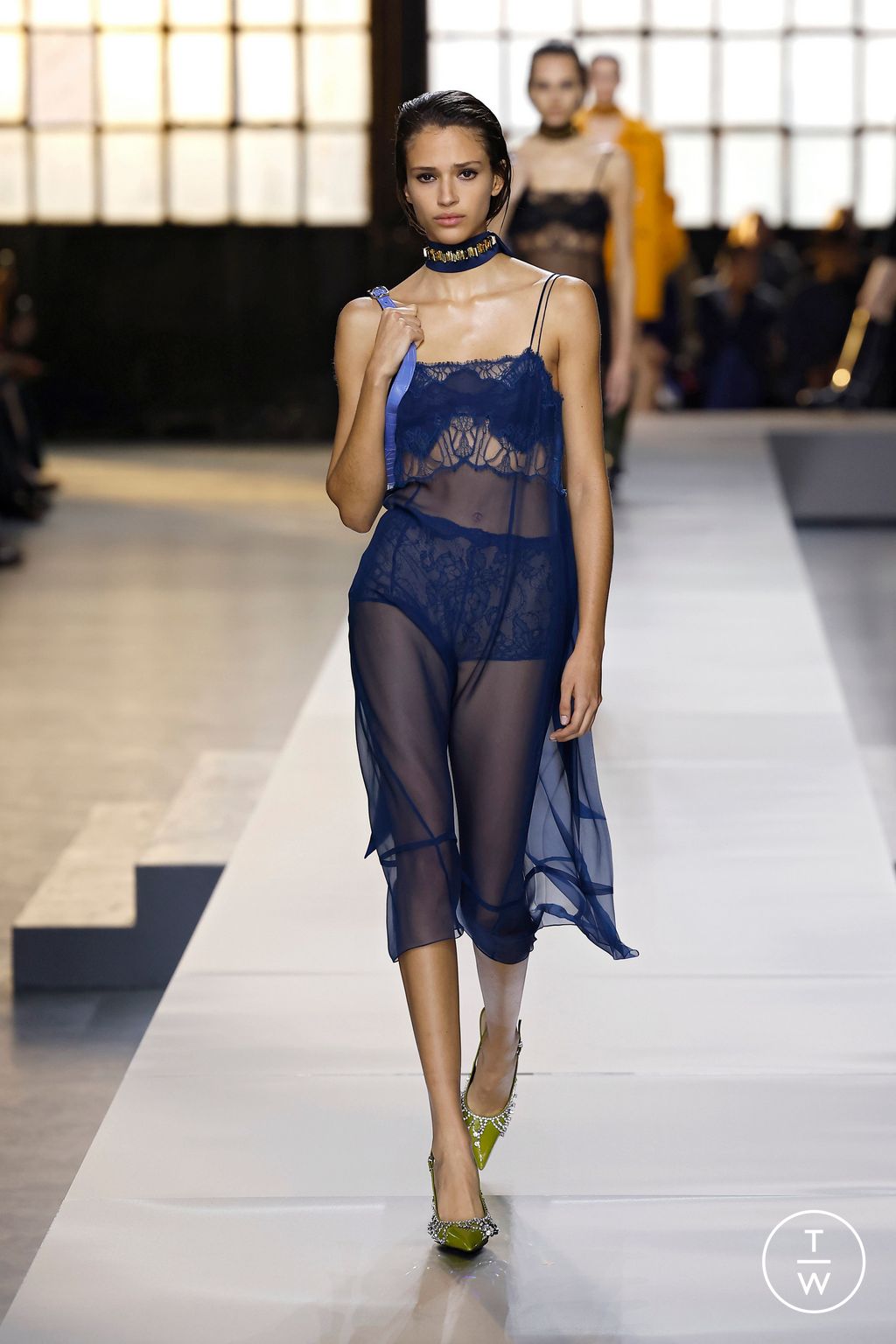 Fashion Week Milan Fall/Winter 2024 look 50 de la collection Gucci womenswear