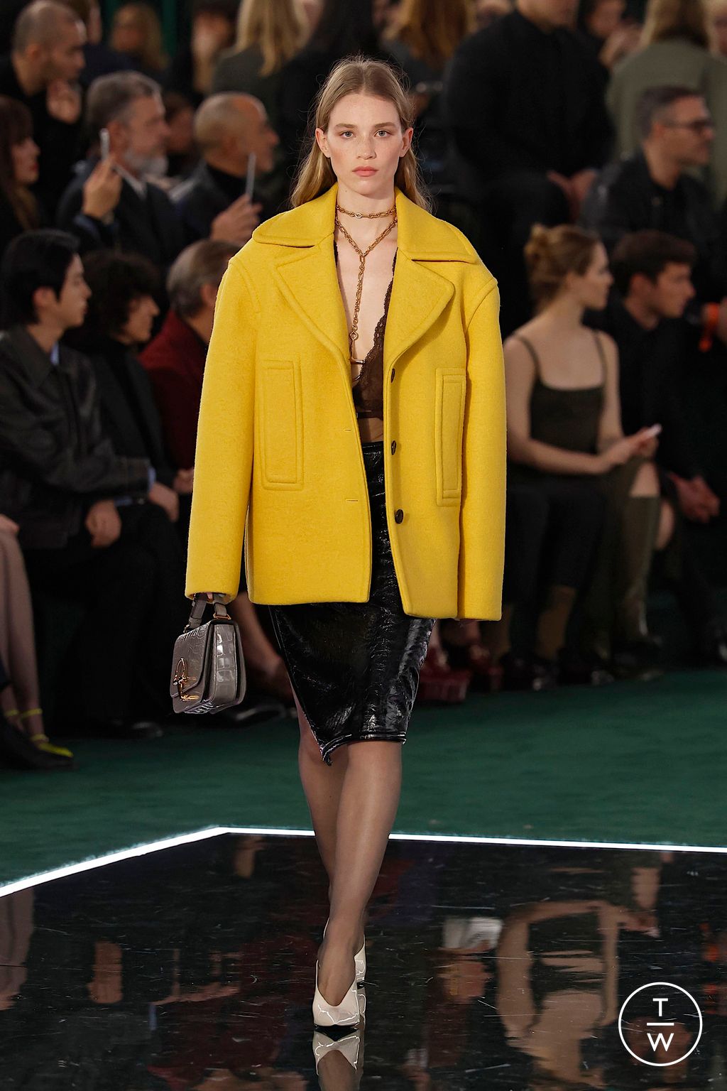 Fashion Week Milan Fall/Winter 2025 look 7 from the Gucci collection womenswear