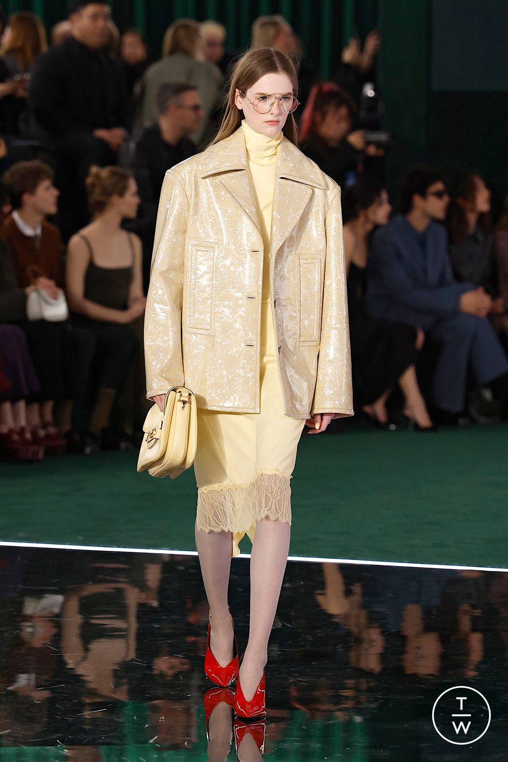 Fashion Week Milan Fall/Winter 2025 look 10 from the Gucci collection womenswear