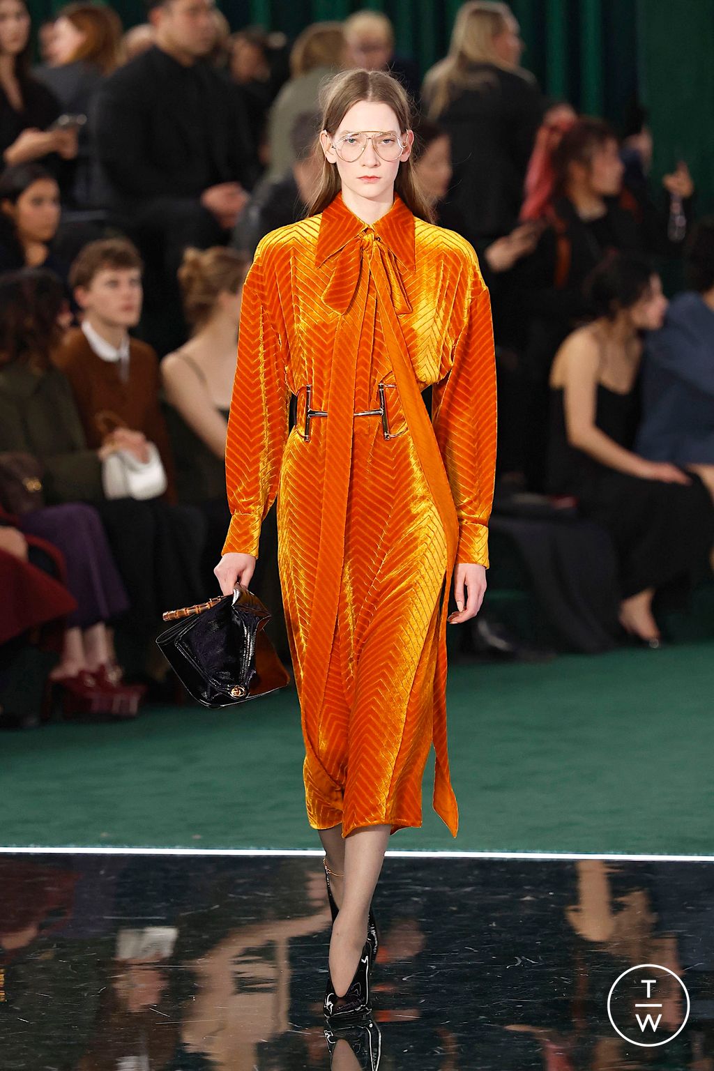 Fashion Week Milan Fall/Winter 2025 look 25 from the Gucci collection womenswear