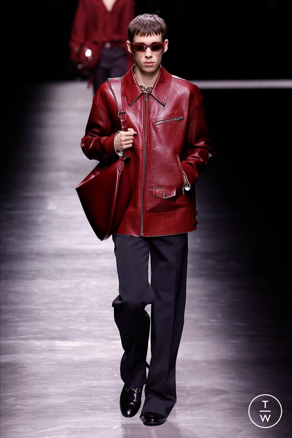 Fashion Week Milan Fall/Winter 2024 look 17 from the Gucci collection menswear