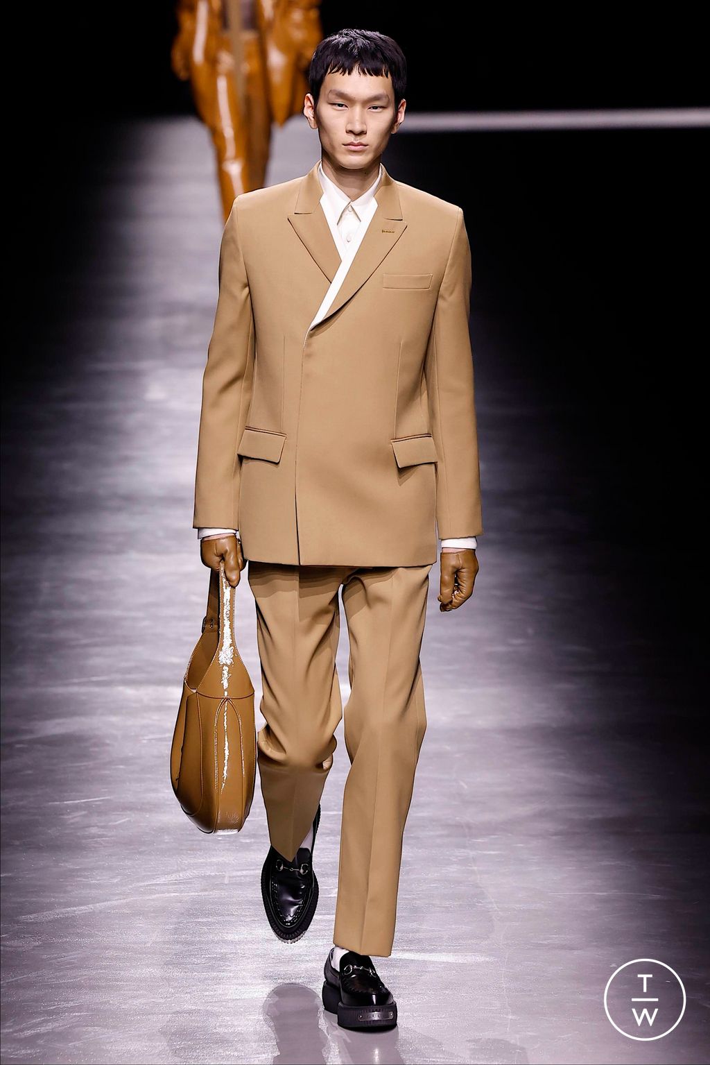 Fashion Week Milan Fall/Winter 2024 look 20 de la collection Gucci menswear
