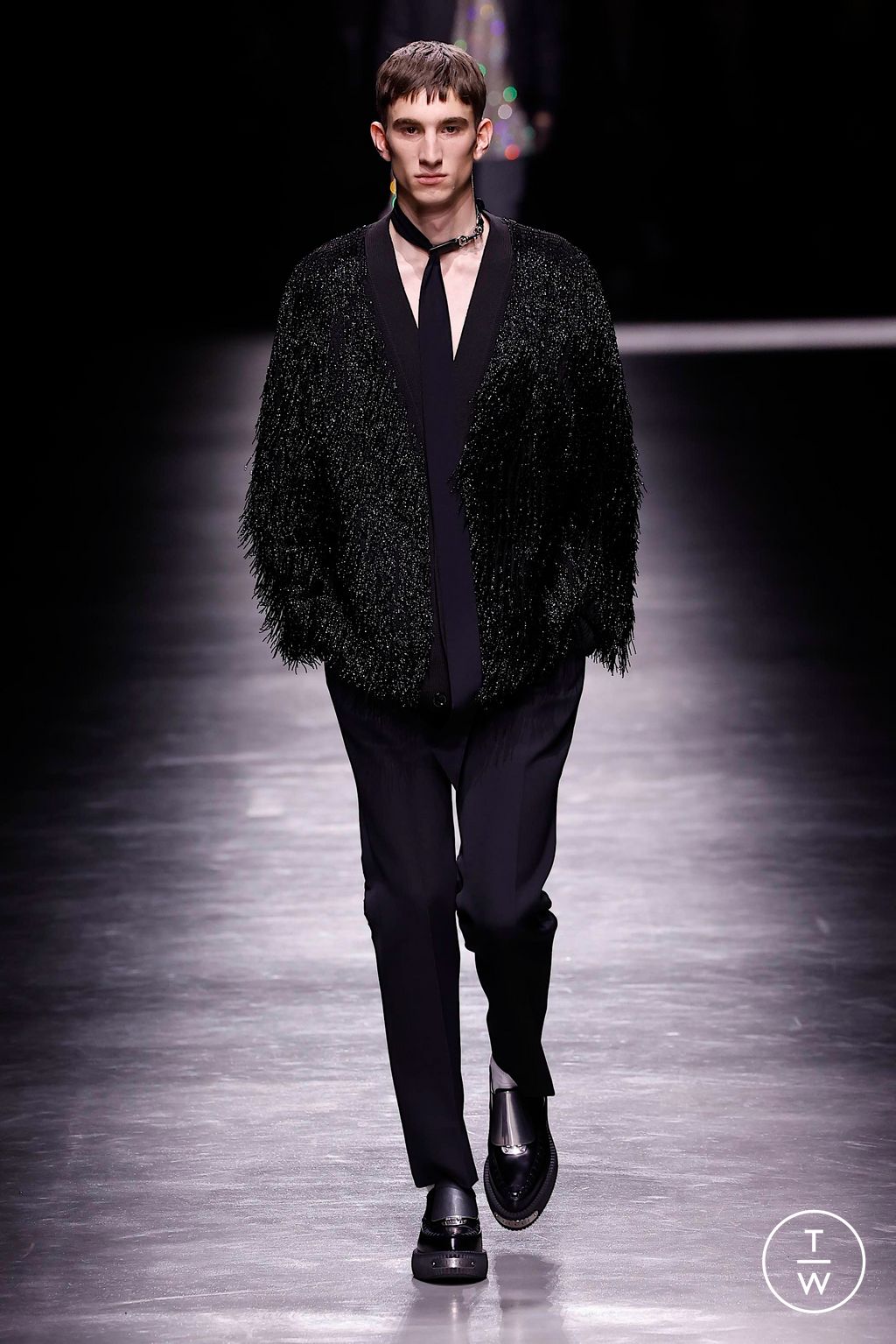 Fashion Week Milan Fall/Winter 2024 look 44 from the Gucci collection menswear