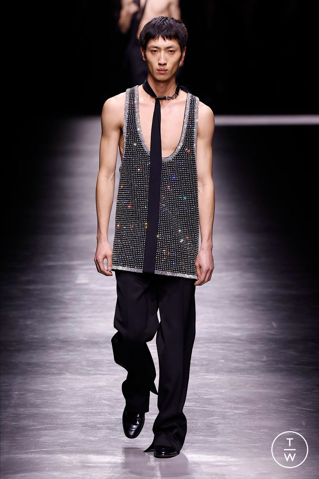 Fashion Week Milan Fall/Winter 2024 look 51 de la collection Gucci menswear