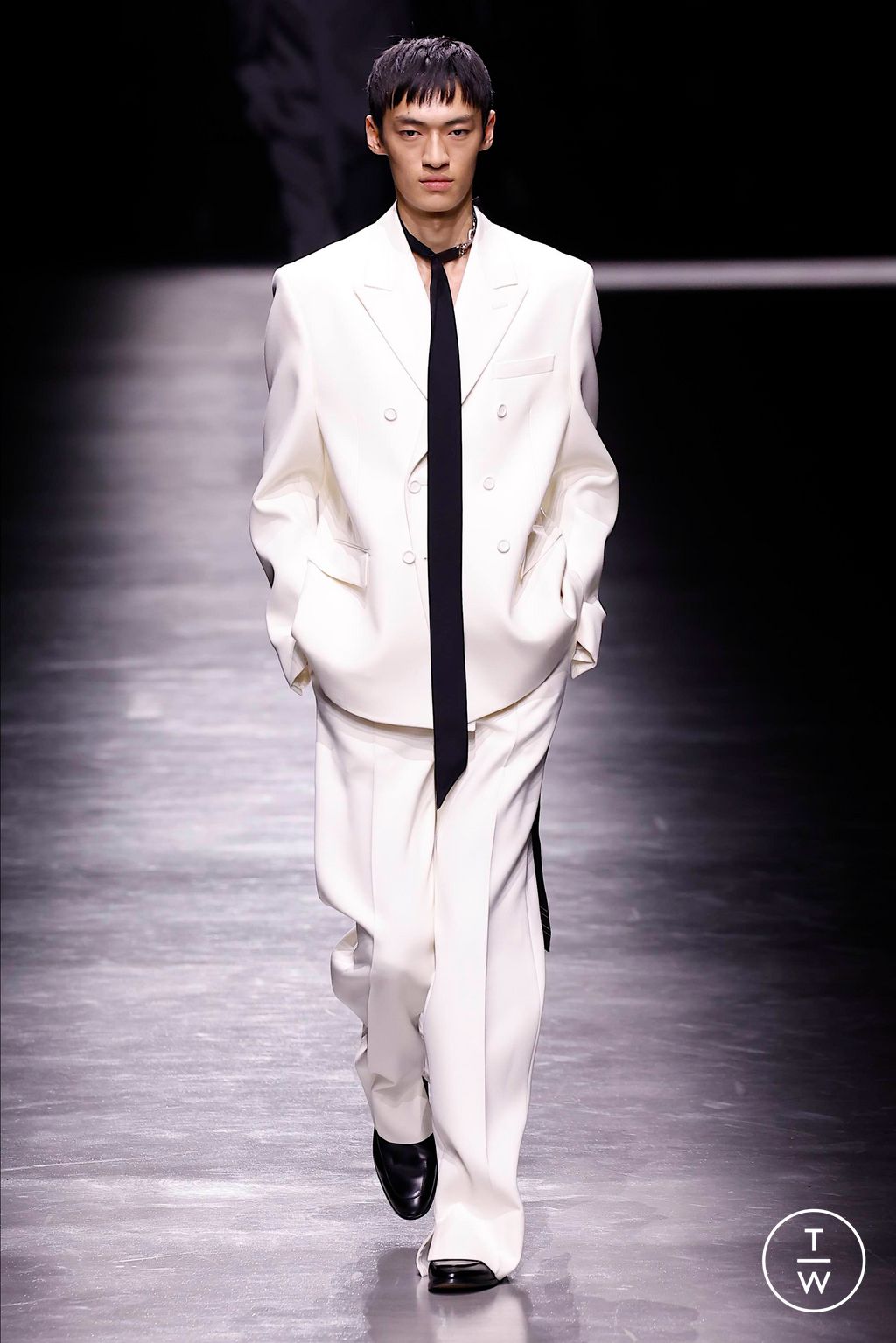 Fashion Week Milan Fall/Winter 2024 look 54 de la collection Gucci menswear