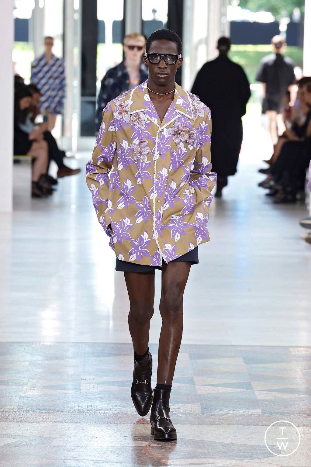 Fashion Week Milan Spring-Summer 2025 look 10 from the Gucci collection menswear