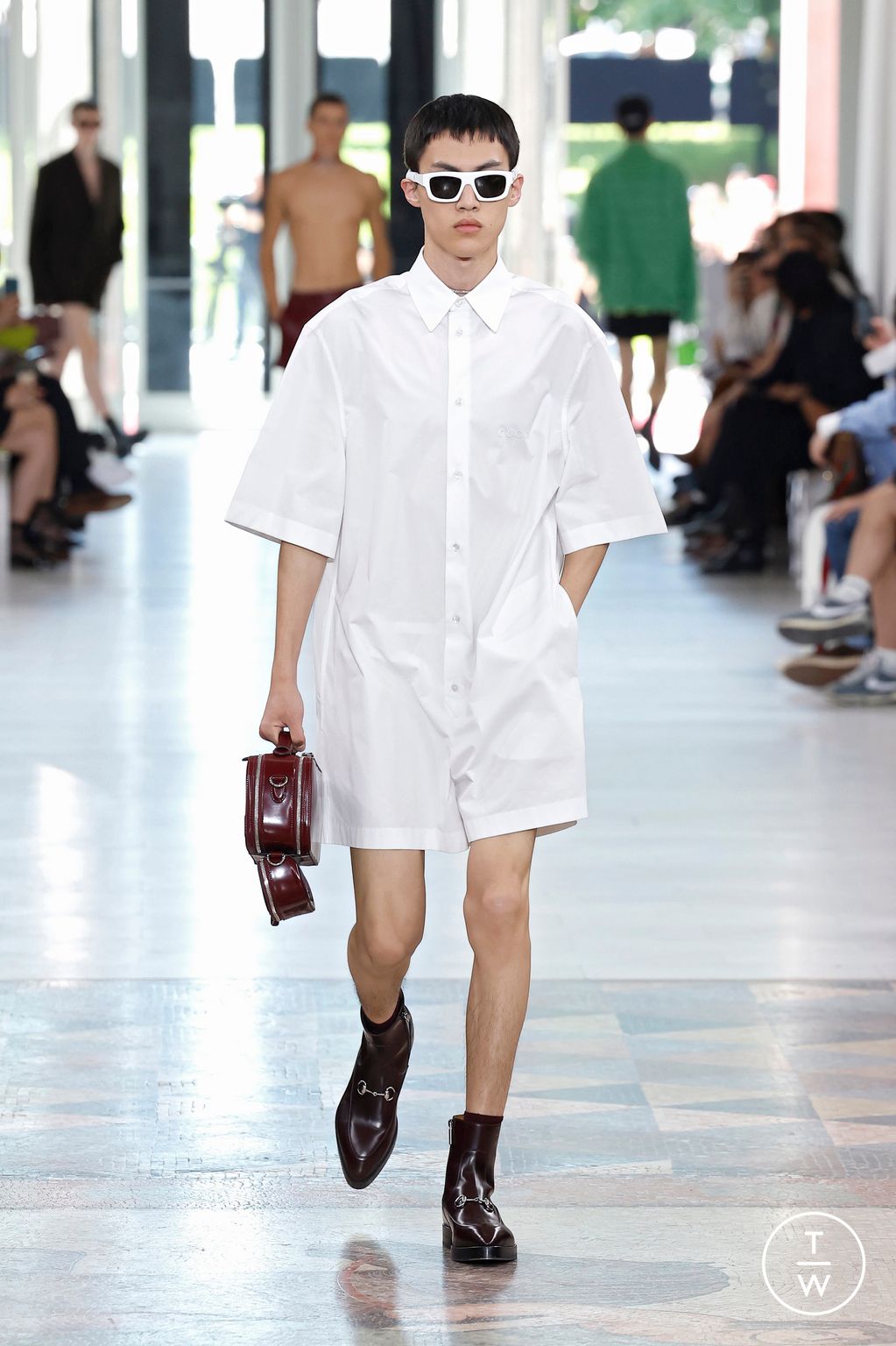 Fashion Week Milan Spring-Summer 2025 look 22 from the Gucci collection 男装