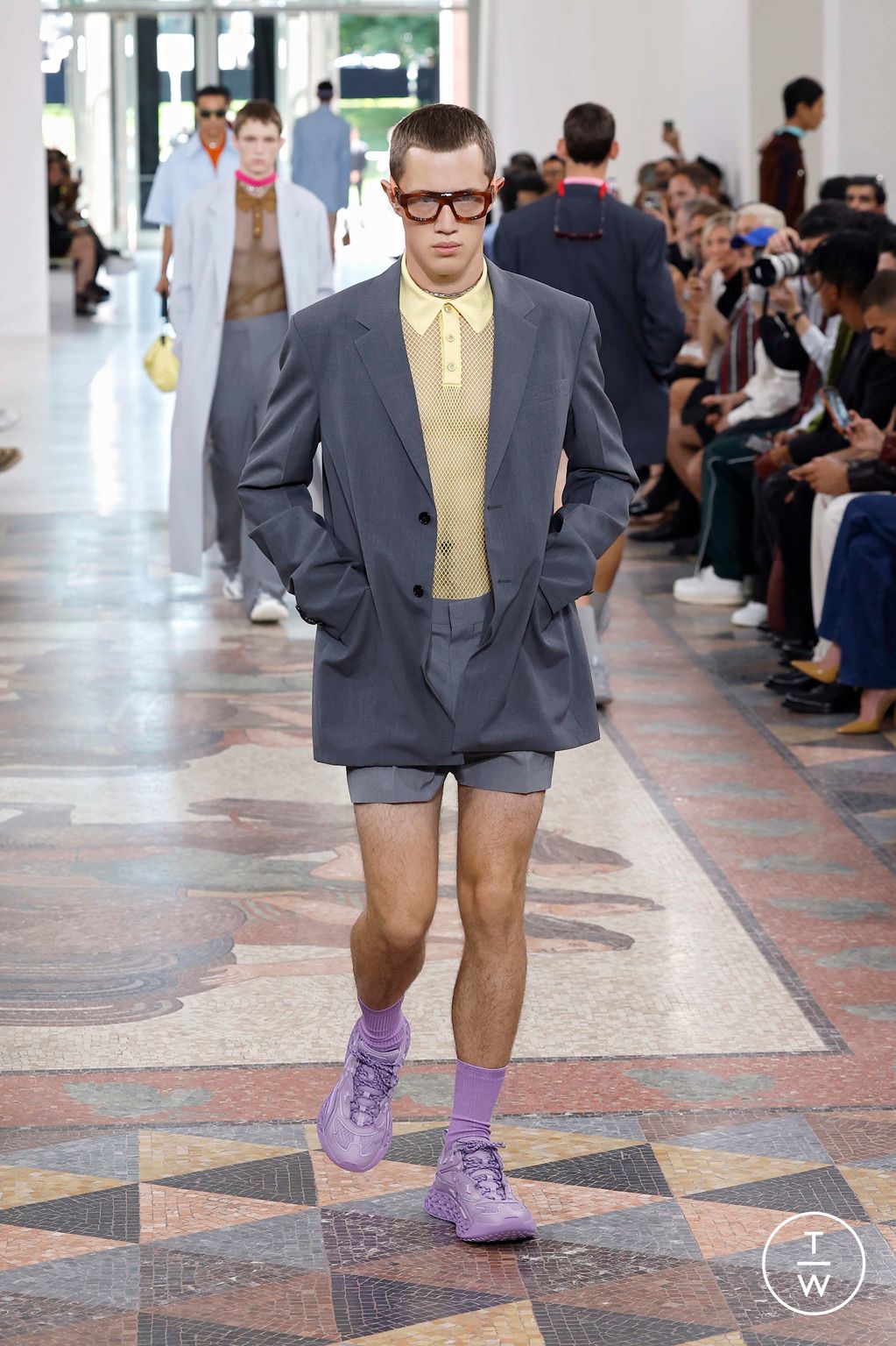 Fashion Week Milan Spring/Summer 2025 look 36 de la collection Gucci menswear