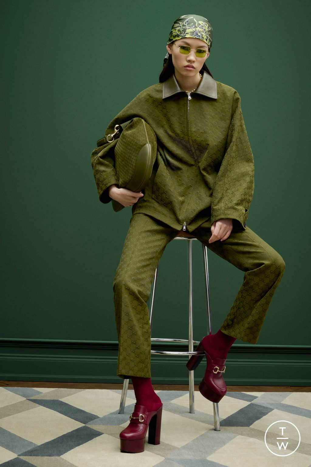 Fashion Week Milan Pre-Fall 2025 look 22 from the Gucci collection womenswear