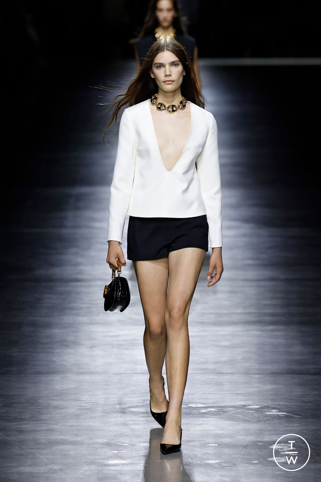 Fashion Week Milan Spring/Summer 2024 look 6 de la collection Gucci womenswear