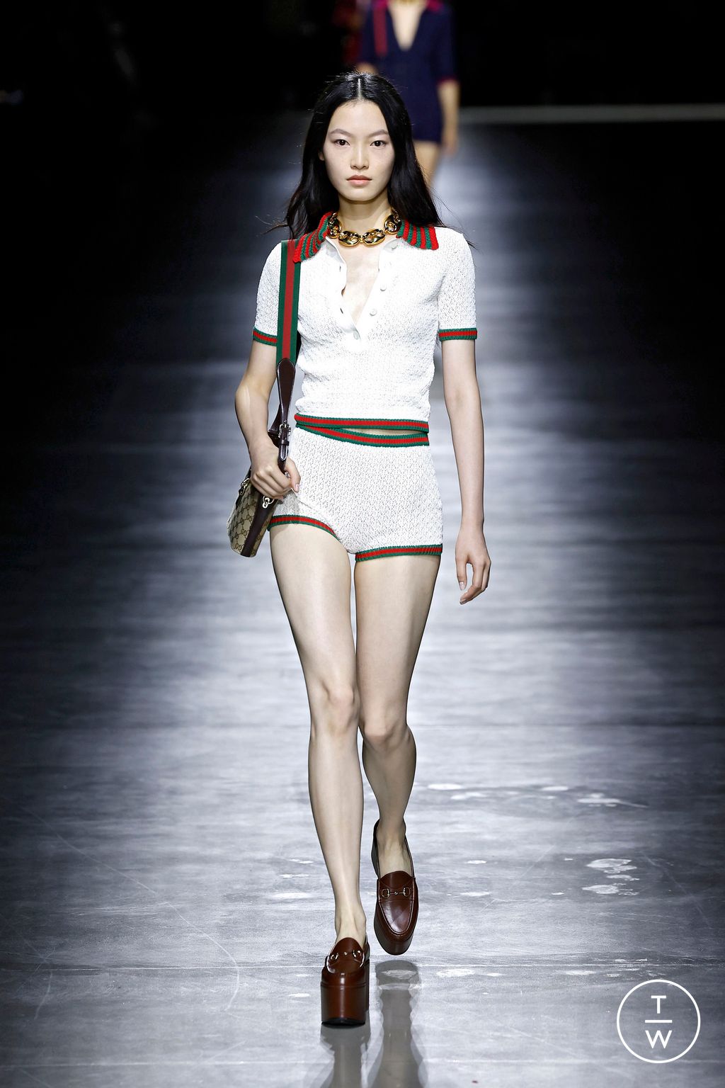 Fashion Week Milan Spring/Summer 2024 look 32 de la collection Gucci womenswear