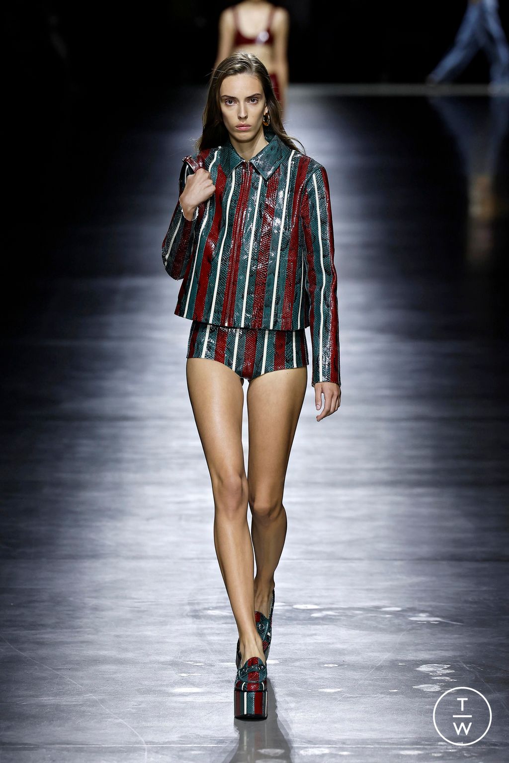 Fashion Week Milan Spring/Summer 2024 look 36 from the Gucci collection womenswear