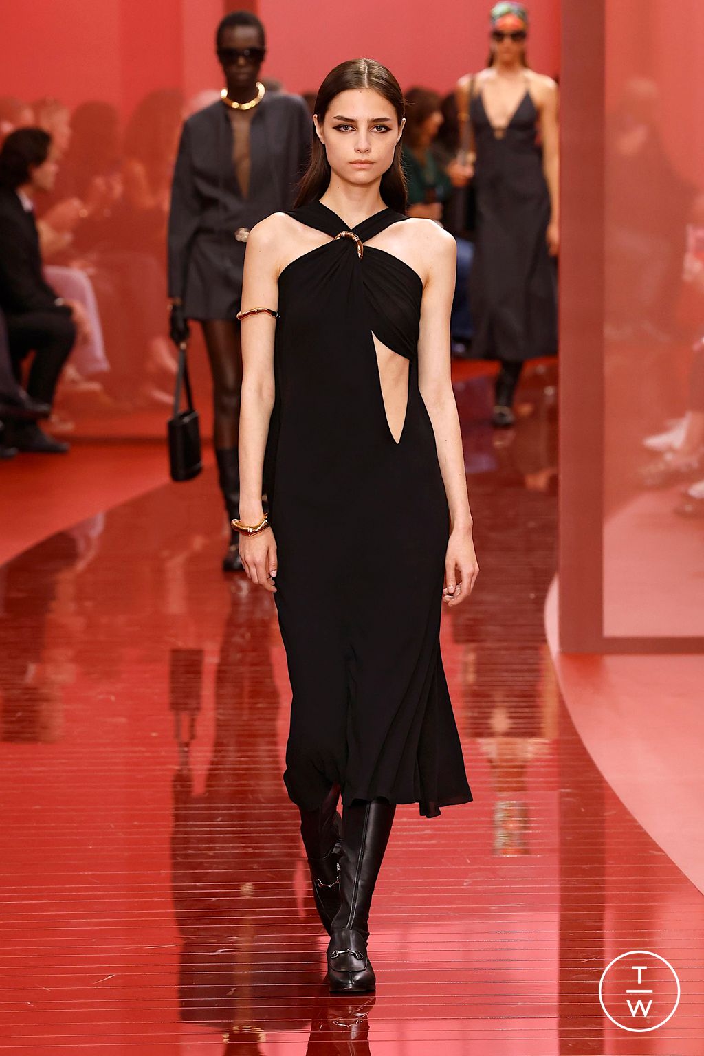Fashion Week Milan Spring-Summer 2025 look 3 from the Gucci collection womenswear
