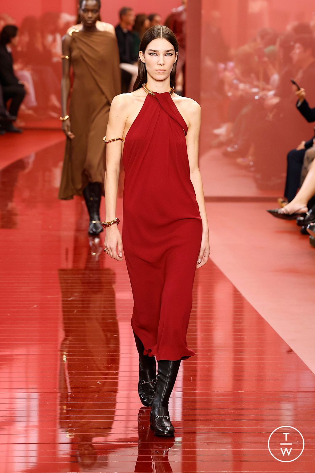 Fashion Week Milan Spring/Summer 2025 look 8 from the Gucci collection womenswear