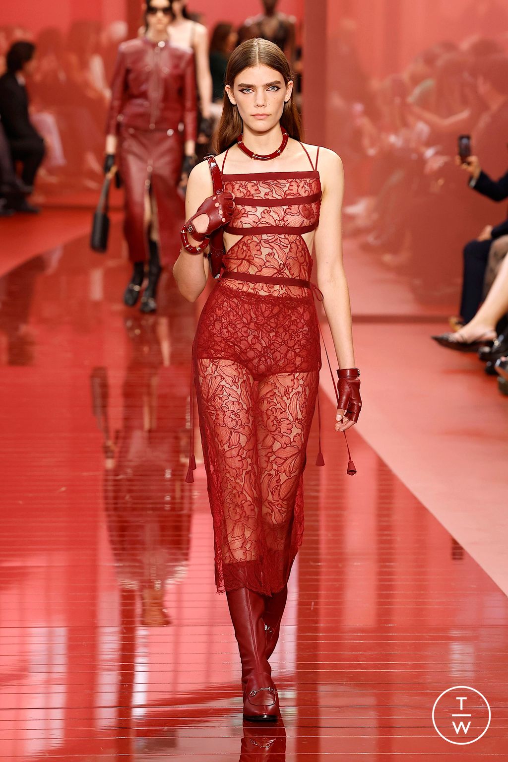 Fashion Week Milan Spring/Summer 2025 look 10 from the Gucci collection womenswear