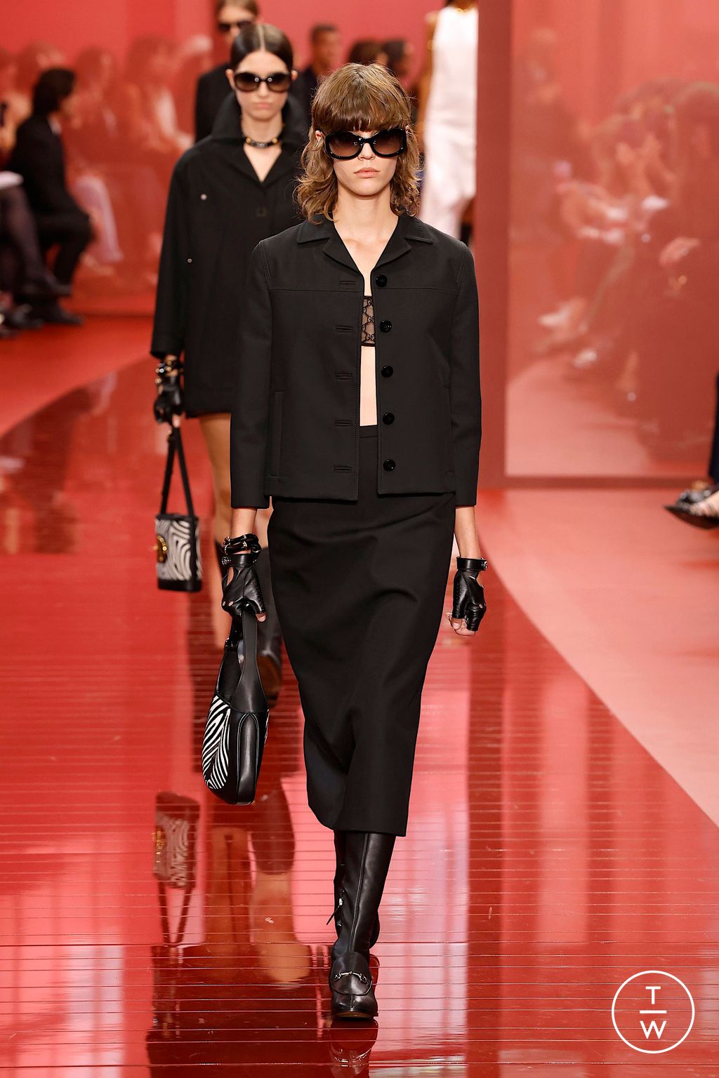 Fashion Week Milan Spring-Summer 2025 look 14 from the Gucci collection 女装