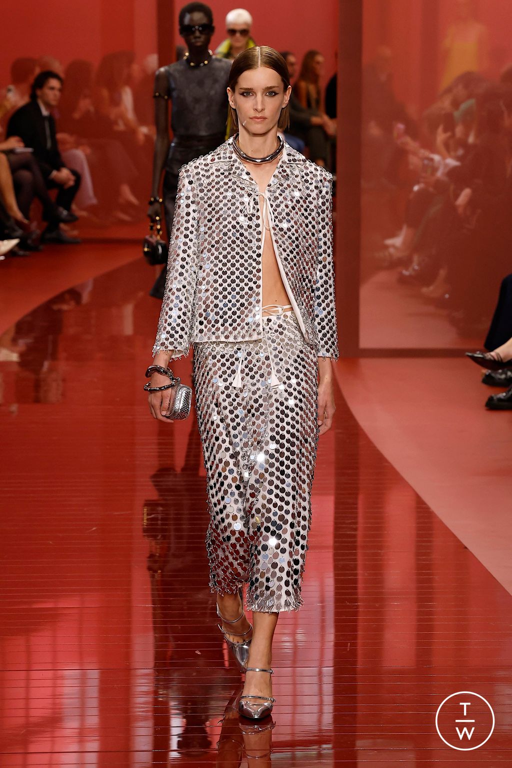 Fashion Week Milan Spring-Summer 2025 look 41 from the Gucci collection womenswear