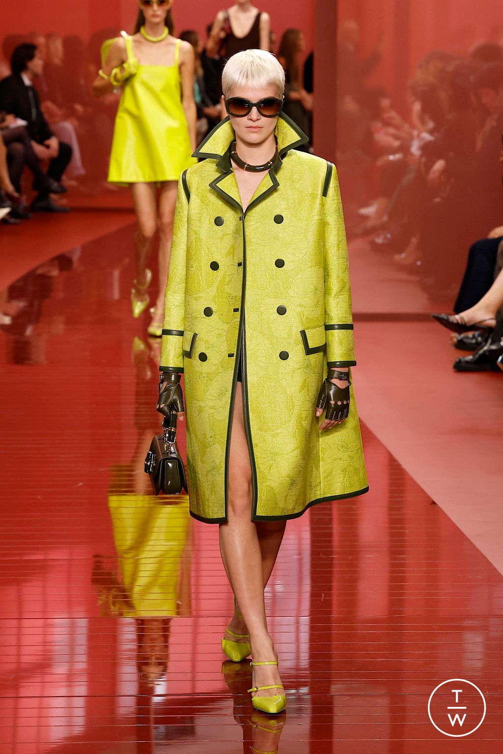 Fashion Week Milan Spring/Summer 2025 look 43 from the Gucci collection womenswear
