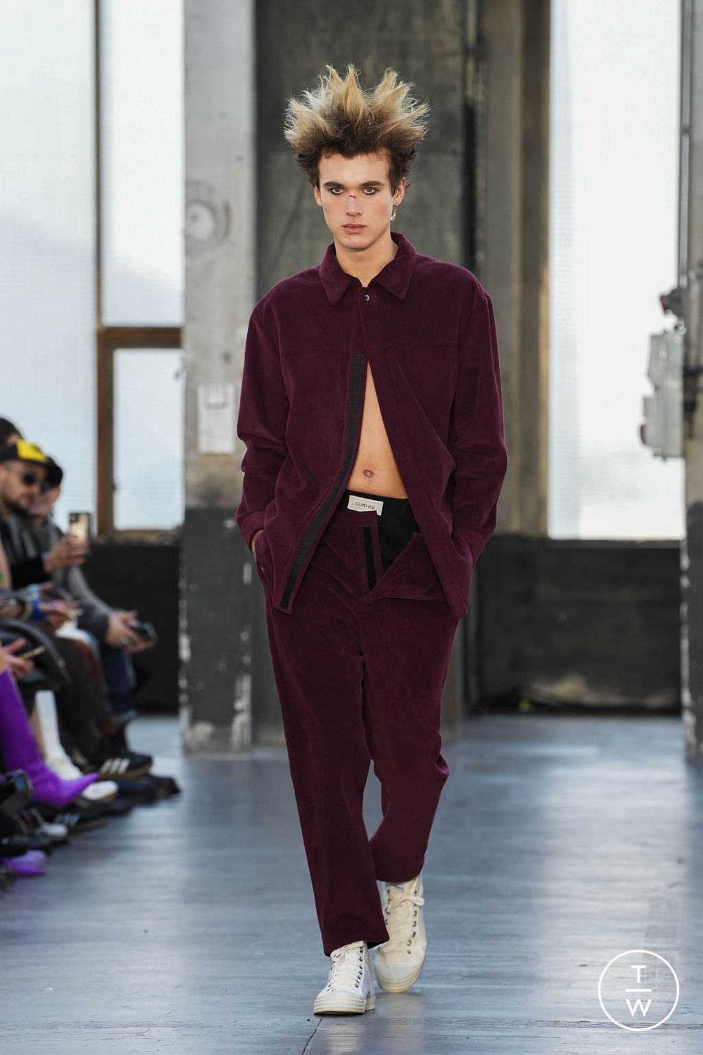 Fashion Week Paris Fall/Winter 2023 look 9 from the Gunther collection menswear