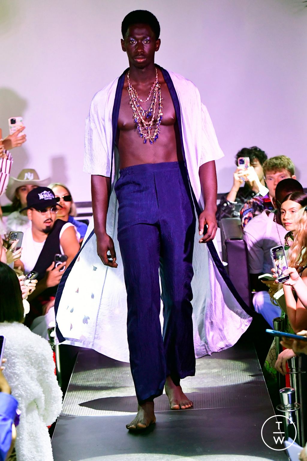Fashion Week Paris Spring/Summer 2024 look 28 from the Gunther collection menswear