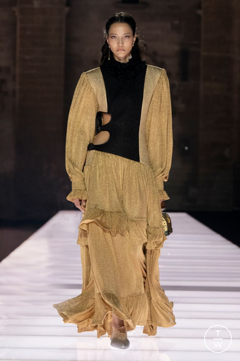 Fashion Week Paris Resort 2026 look 14 de la collection Louis Vuitton womenswear