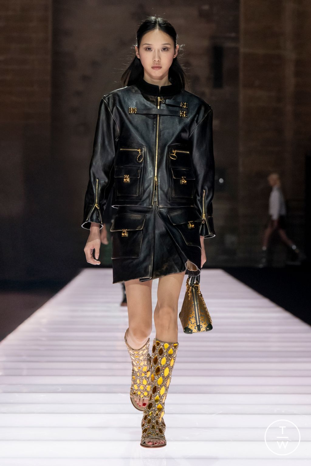 Fashion Week Paris Resort 2026 look 23 from the Louis Vuitton collection womenswear